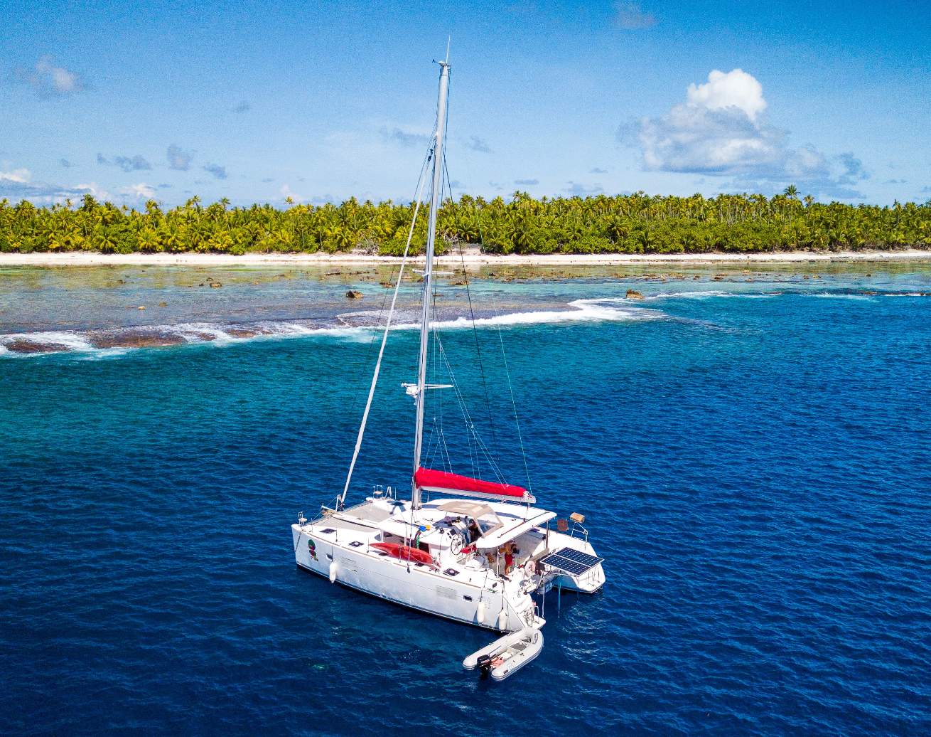 https://tahititourisme.mx/wp-content/uploads/2021/12/Poe-charter-location-de-catamaran-Tahiti-et-excursion-journee-Tetiaroa-Maxi-catamaran-compressed.jpg