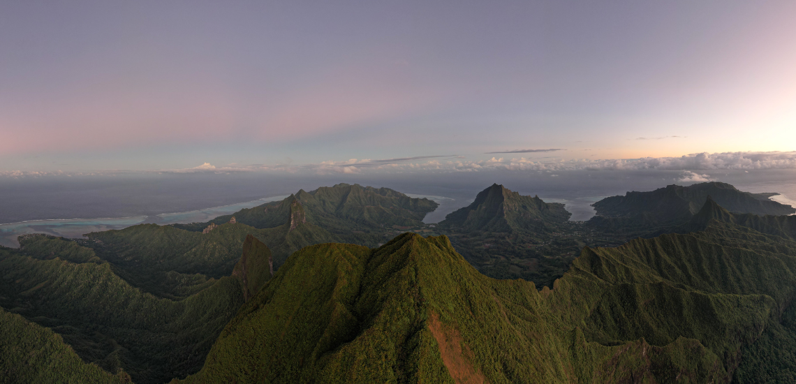 https://tahititourisme.mx/wp-content/uploads/2023/04/MooreaByFoot_photocouverture_1140x550px.png